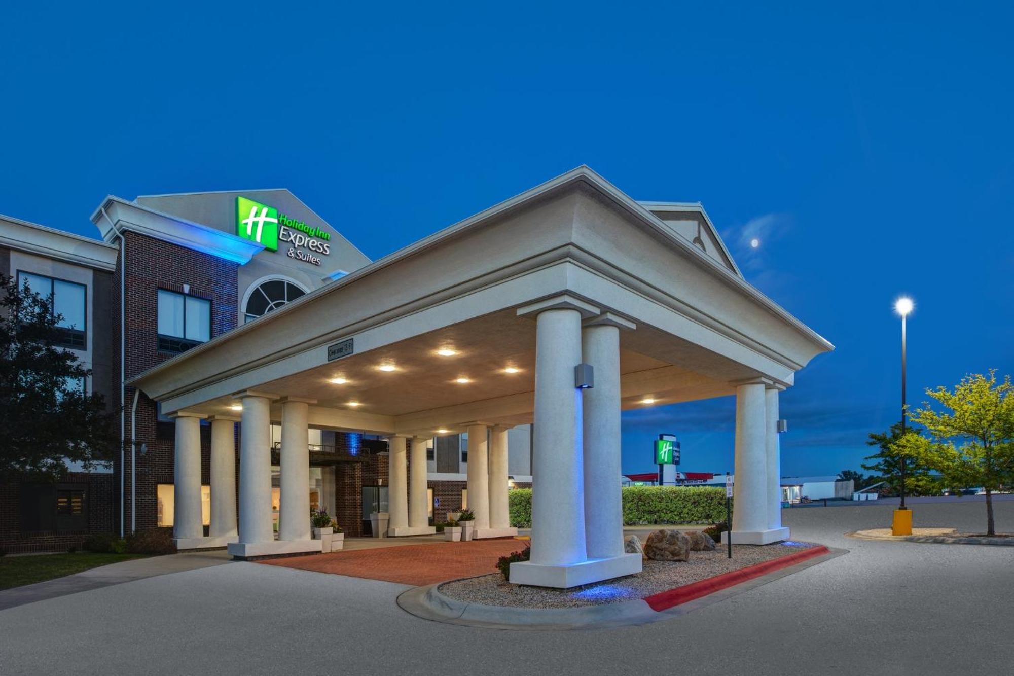 Holiday Inn Express & Suites Buffalo, An Ihg Hotel Exteriér fotografie